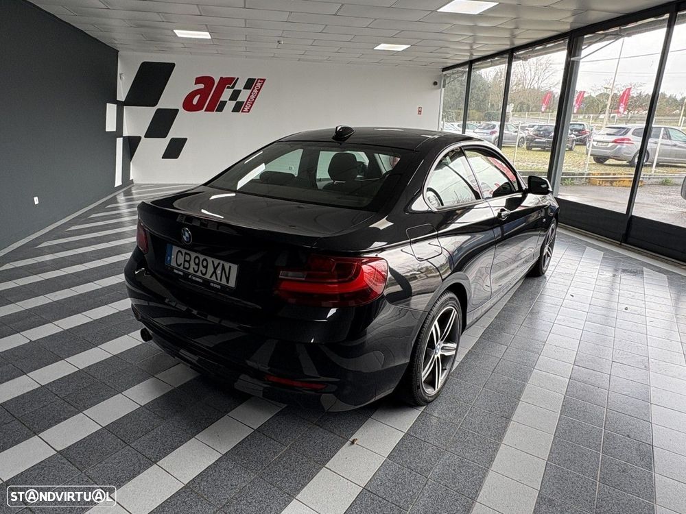 BMW 218 d Coupe Line Sport - 11