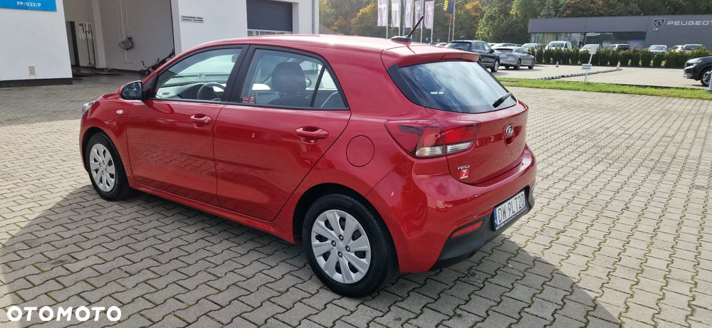Kia Rio 1.2 M - 4