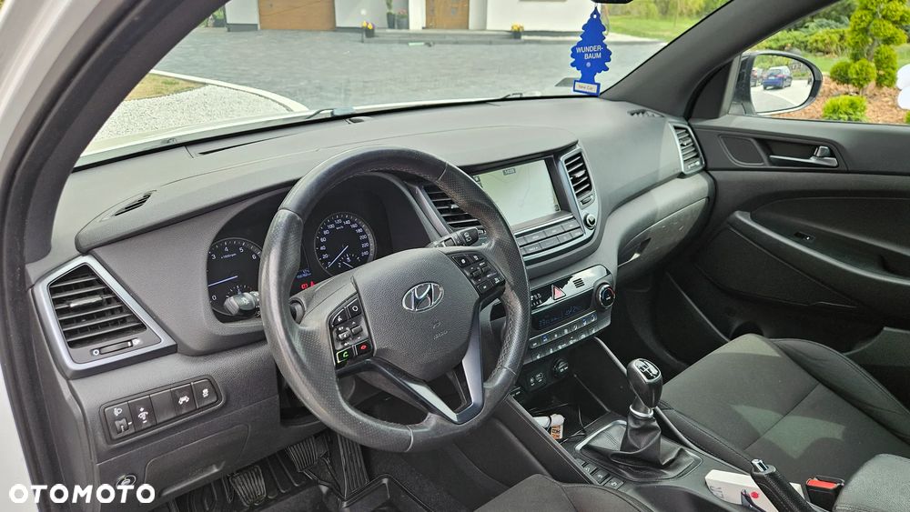 Hyundai Tucson 1.7 CRDI BlueDrive Comfort 2WD - 9