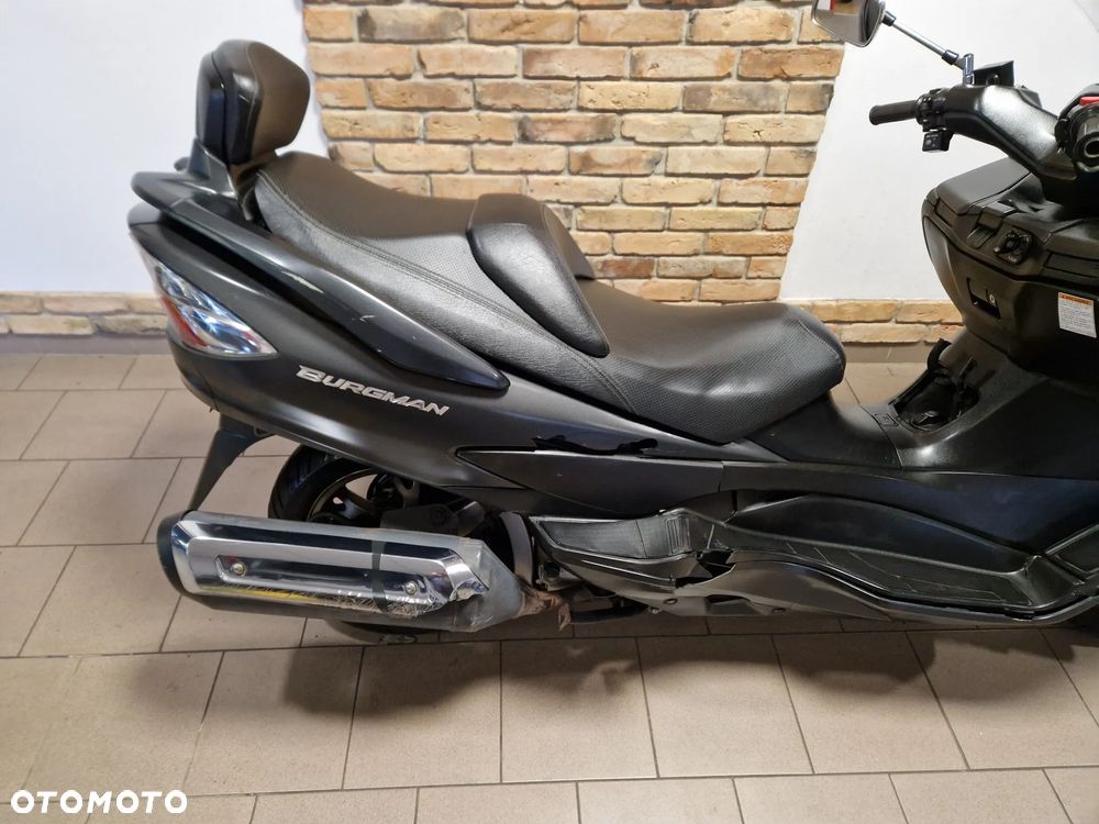 Suzuki Burgman - 25