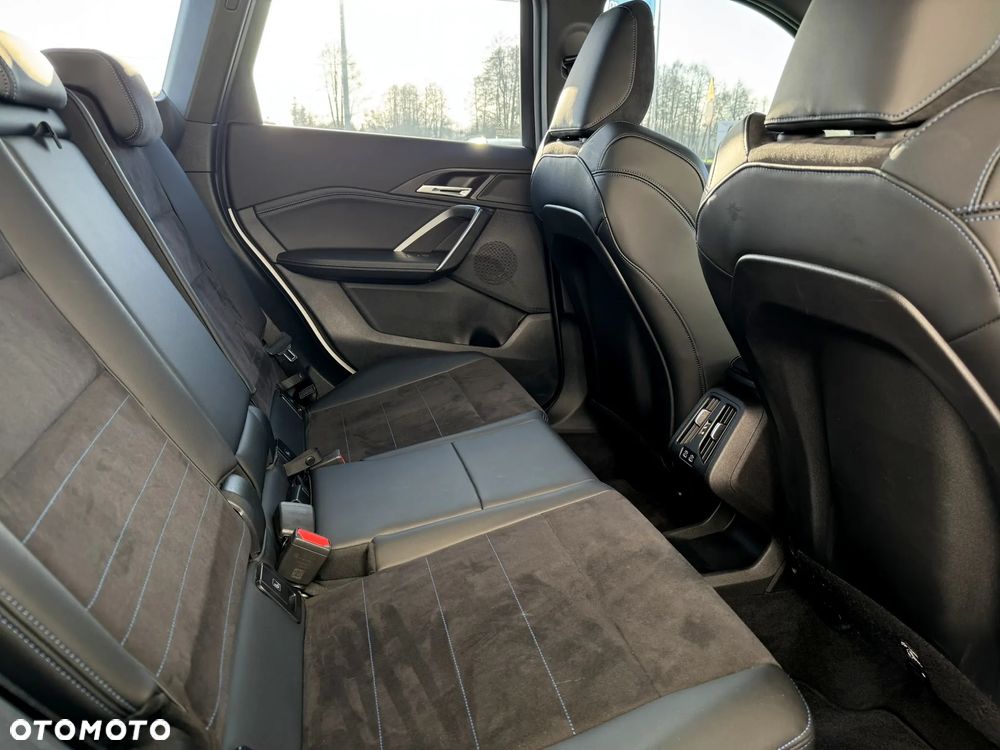 BMW X1 sDrive18i - 10