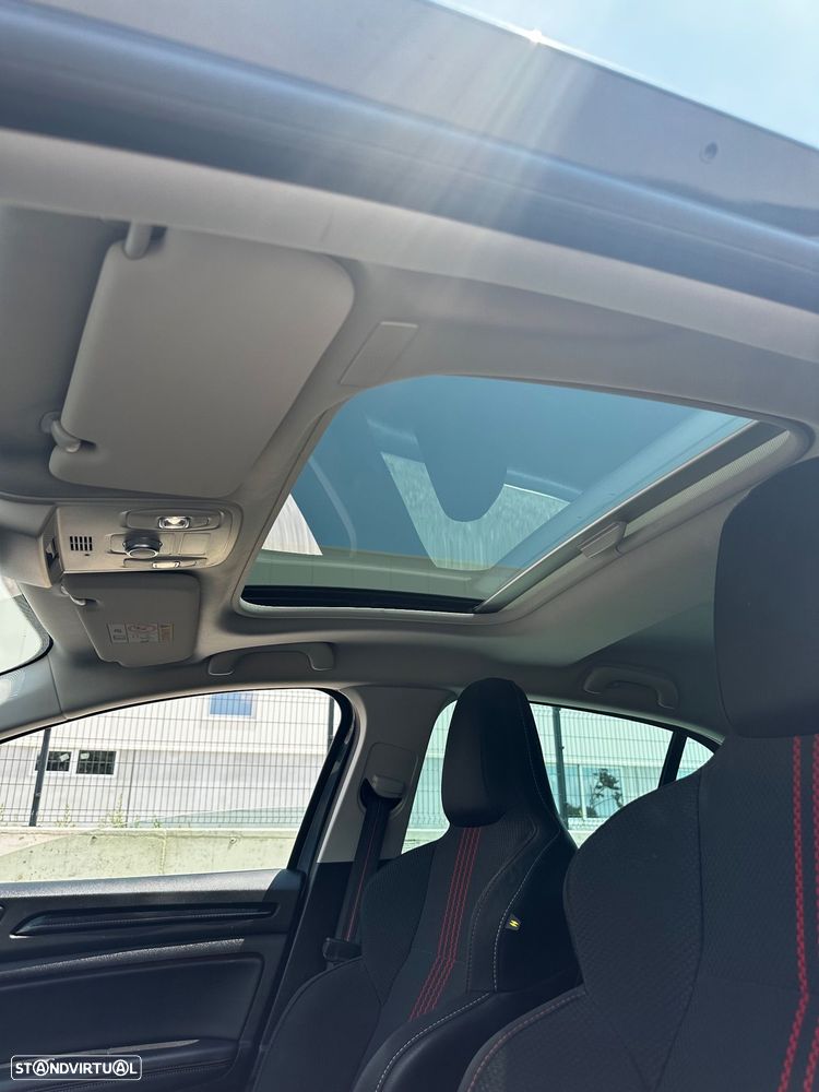 Renault Mégane 1.5 Blue dCi R.S. Line - 23