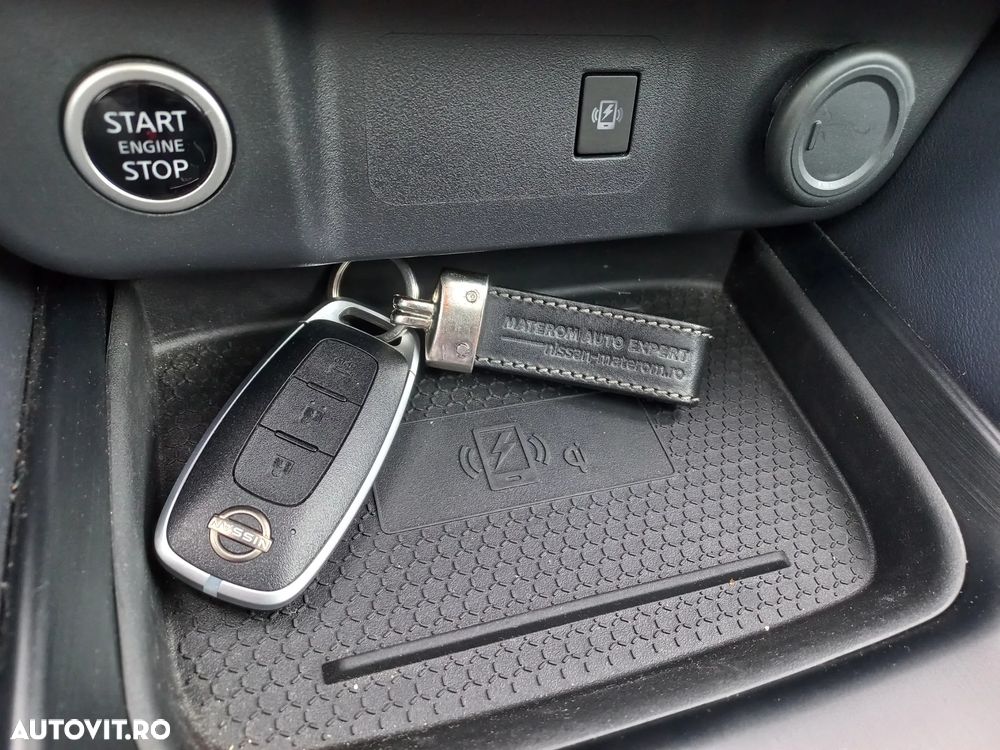 Nissan Qashqai 1.3 l MHEV X-Tronic 4WD Tekna - 18