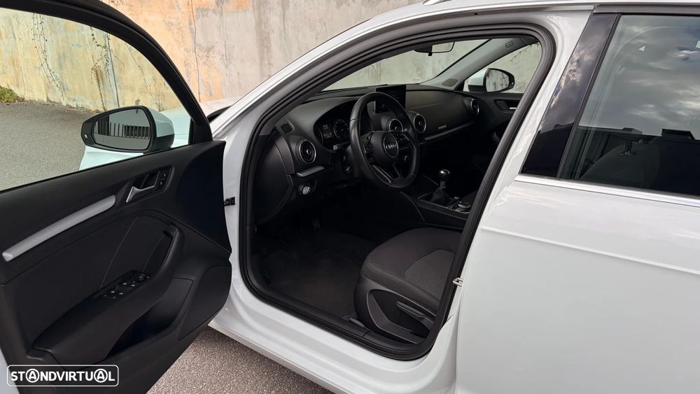 Audi A3 Sportback 1.6 TDI - 7