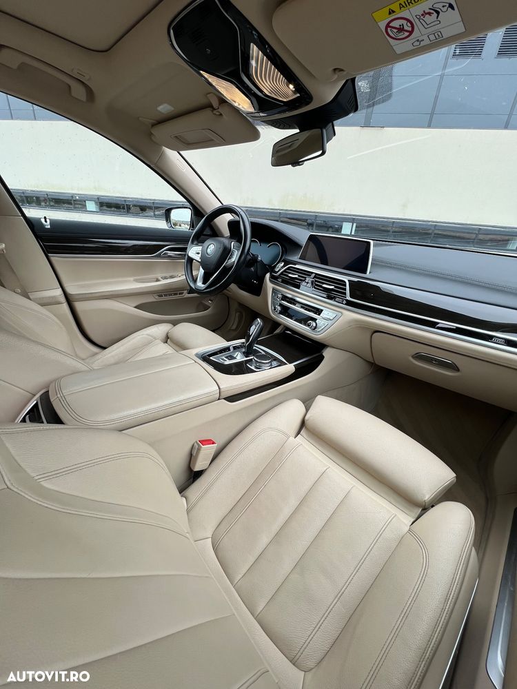 BMW Seria 7 730d - 16