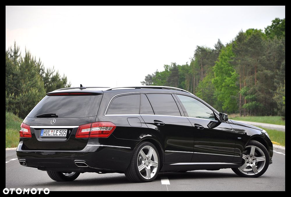 Mercedes-Benz Klasa E 300 CDI DPF BlueEFFICIENCY 7G-TRONIC Avantgarde - 4