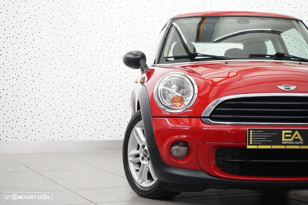 MINI 3 Portas One D - 31