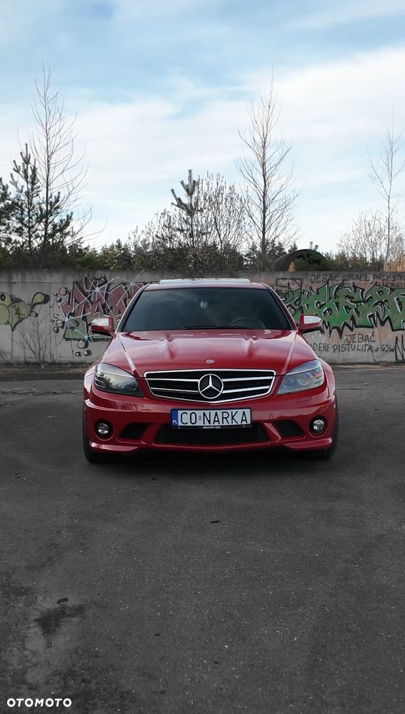 Mercedes-Benz Klasa C 63 AMG - 19