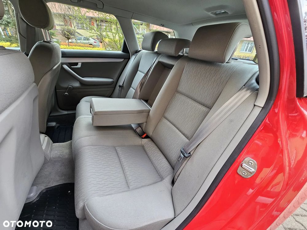 Audi A4 Avant 2.0 TDI - 16