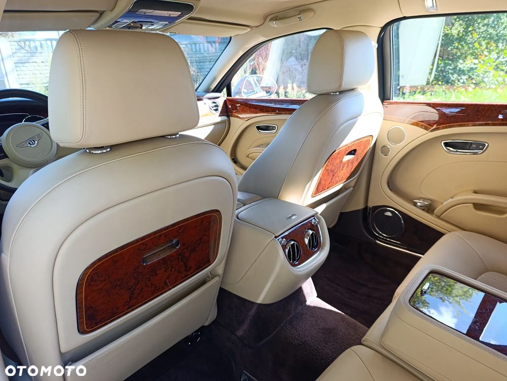 Bentley Mulsanne Standard - 29