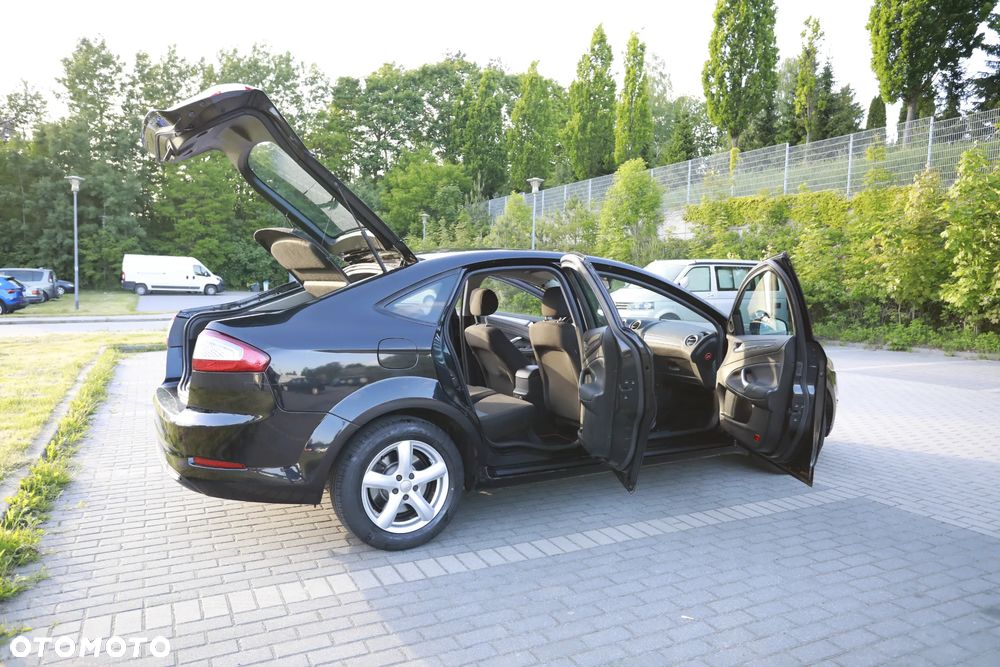 Ford Mondeo 2.0 TDCi Silver X - 19