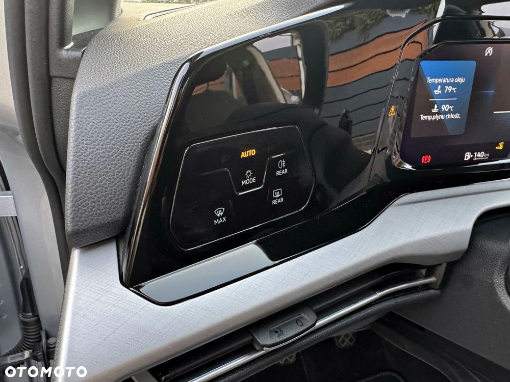 Volkswagen Golf 2.0 TDI Special Edition - 7