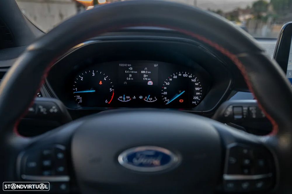 Ford Focus SW 2.0 TDCi EcoBlue ST-Line - 19