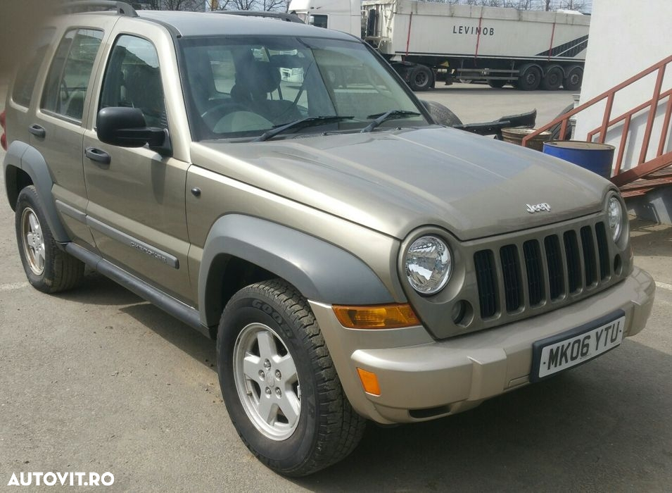 Dezmembrez jeep cherokee kj '02-'08 toate motorizarile! - 3