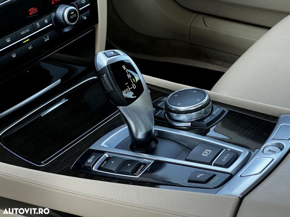 BMW Seria 7 740Li - 14