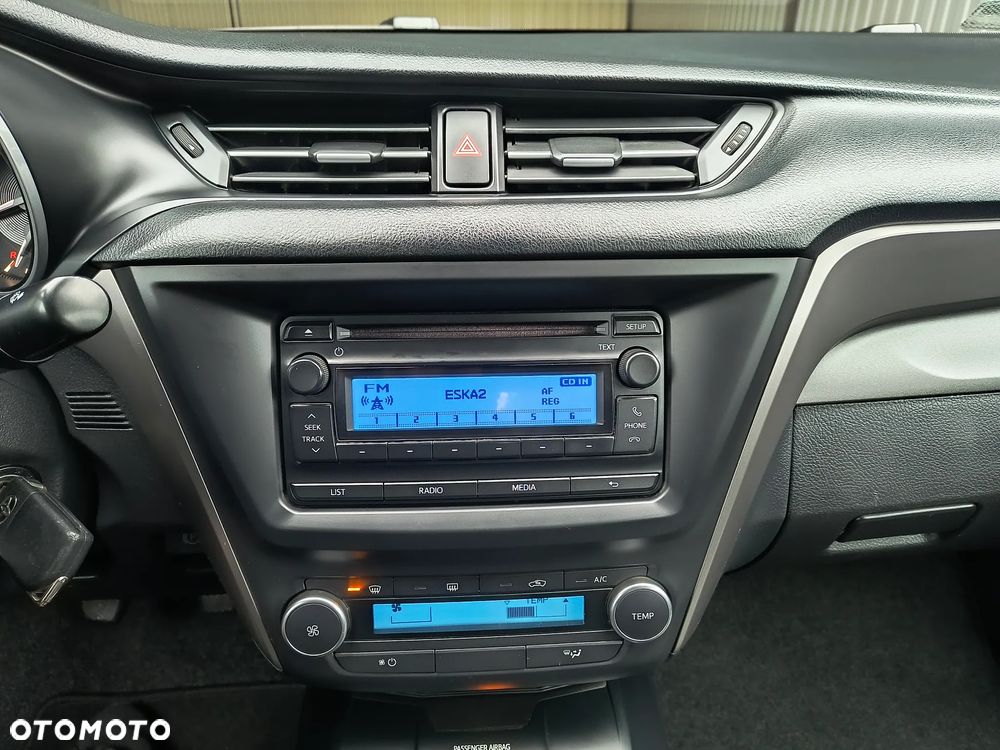 Toyota Avensis - 16