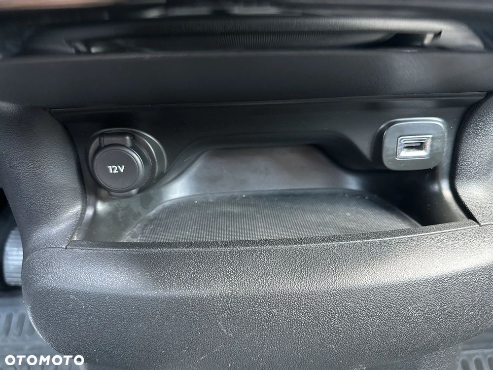 Citroën C4 Cactus 1.2 PureTech Shine S&S - 27