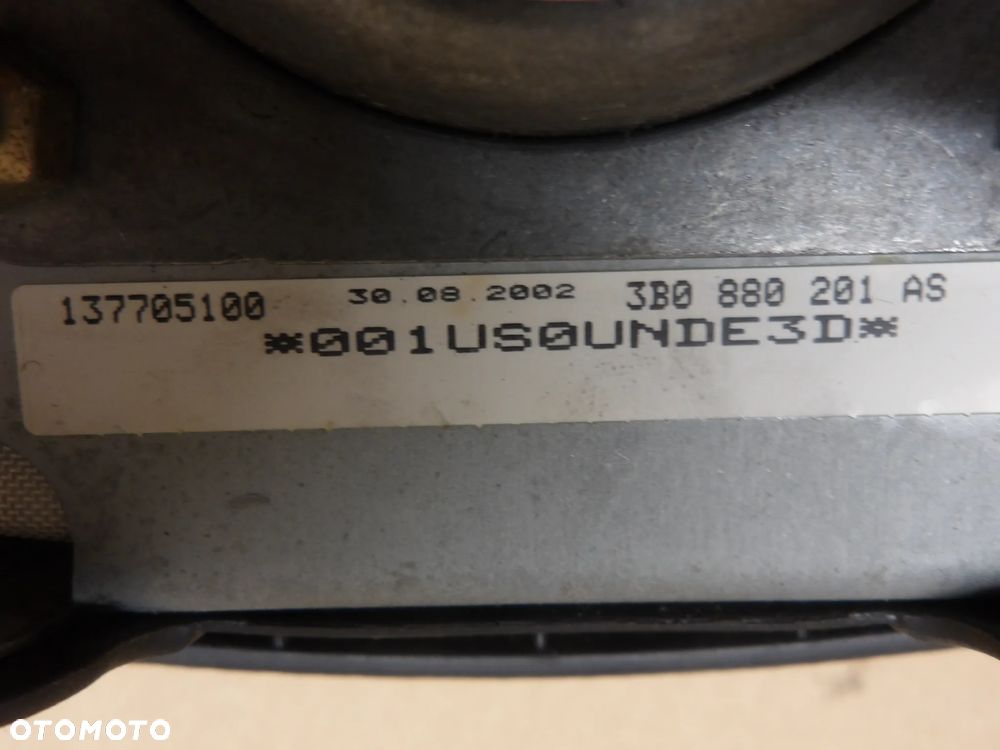 PASSAT B5 FL SEDAN 1.9TDI PODUSZKA AIRBAG KIEROWCY 3B0880201AS - 4