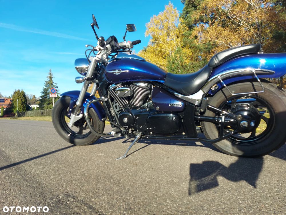 Suzuki Intruder - 22