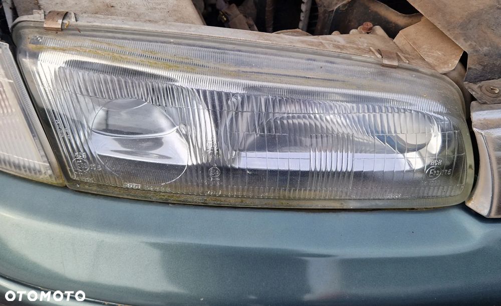 MAZDA 626 92-98 LAMPA PRZÓD PRAWA - 1