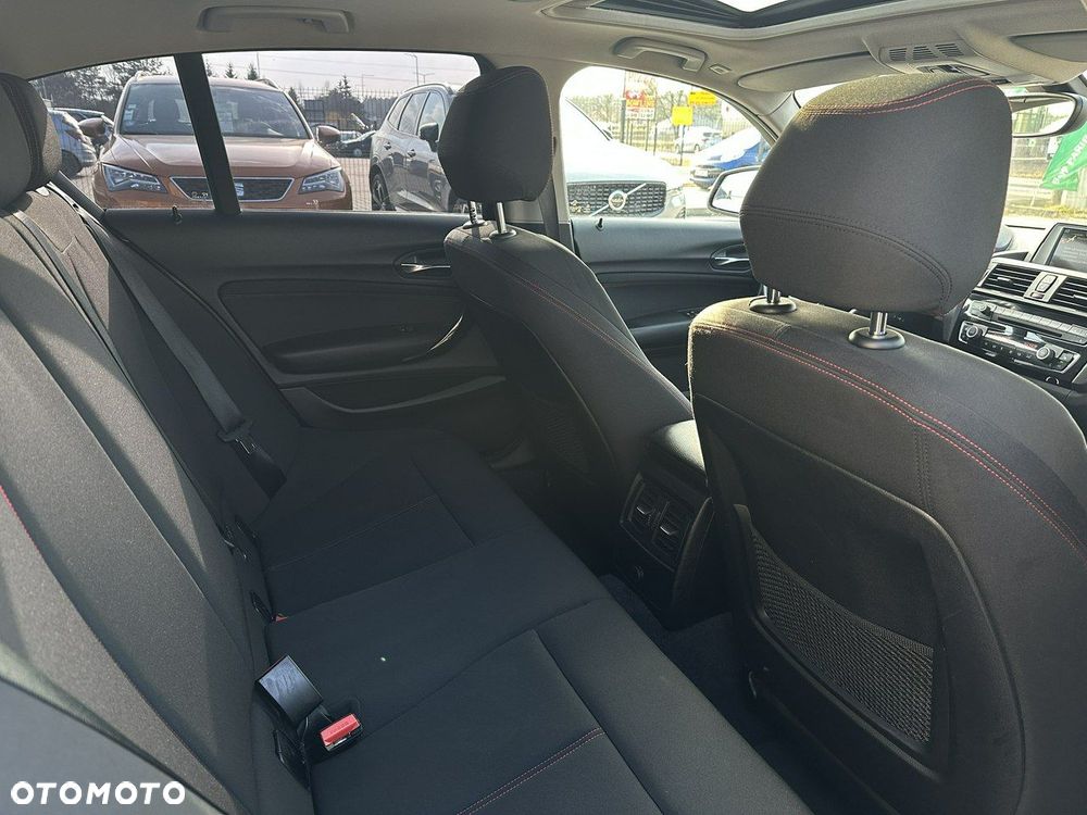 BMW Seria 1 118d Sport Line - 20