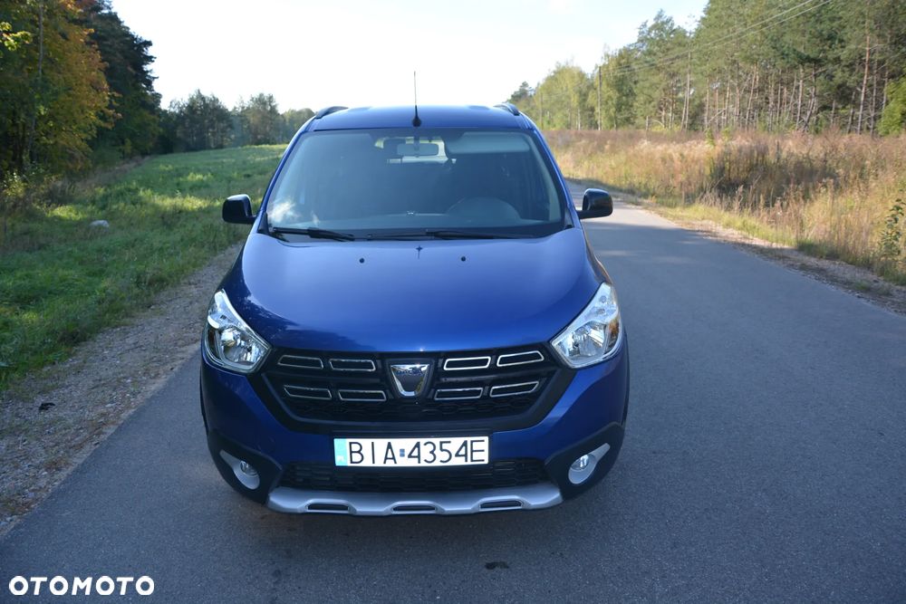 Dacia Lodgy TCe 130 GPF (7-Sitzer) Stepway - 3