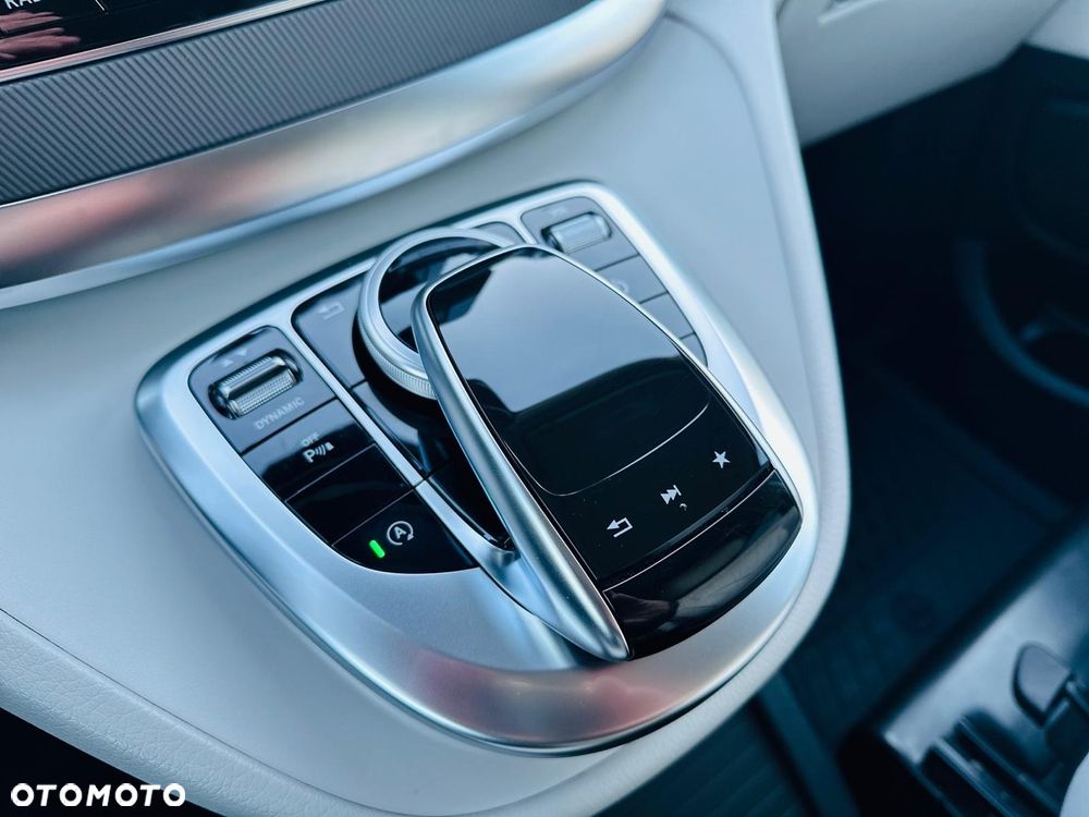 Mercedes-Benz Klasa V 250 (BlueTEC) d 7G-Tronic - 12