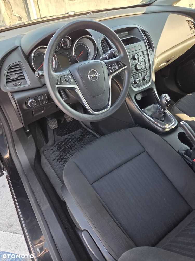 Opel Astra 1.6 CDTI Essentia - 3