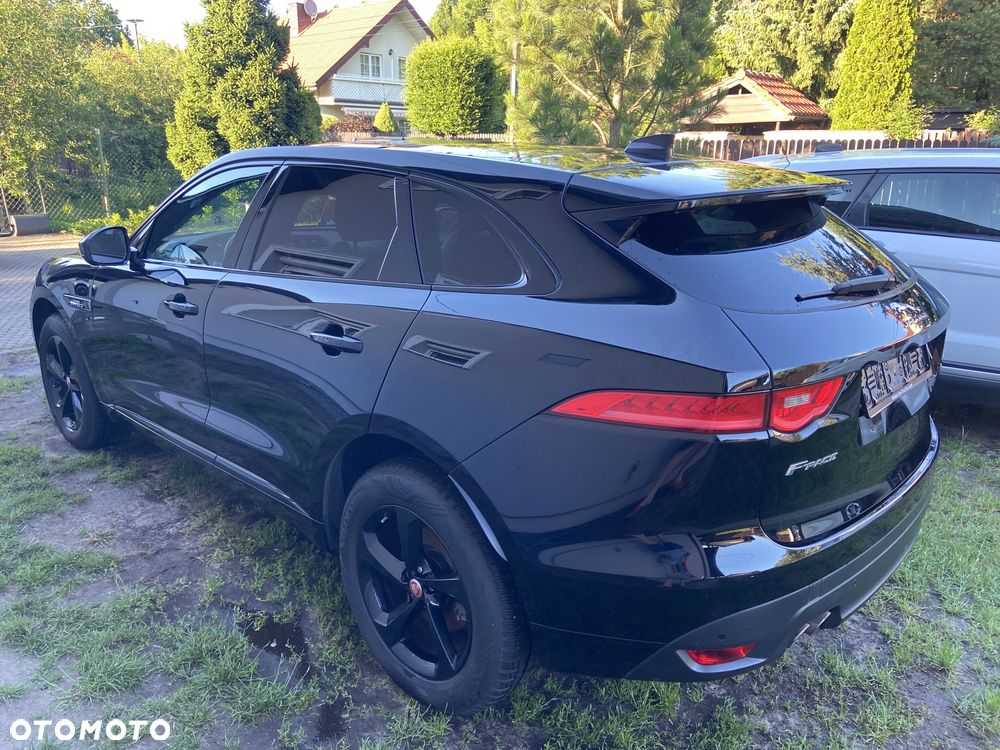 Jaguar F-Pace 20d AWD R-Sport - 6