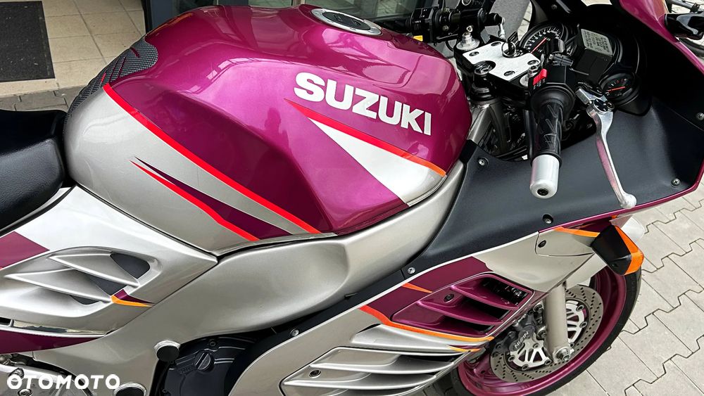 Suzuki RF - 13