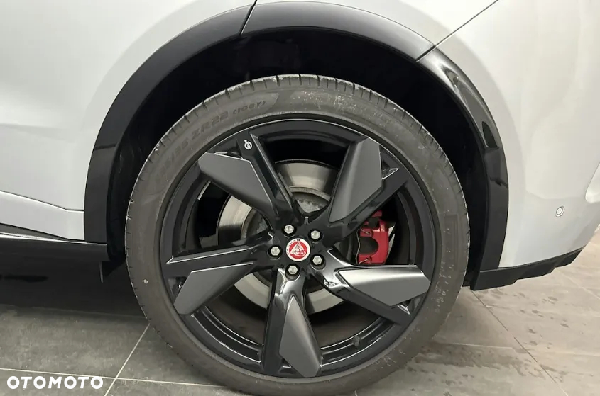 Jaguar F-Pace 5.0 V8 P550 AWD SVR - 7