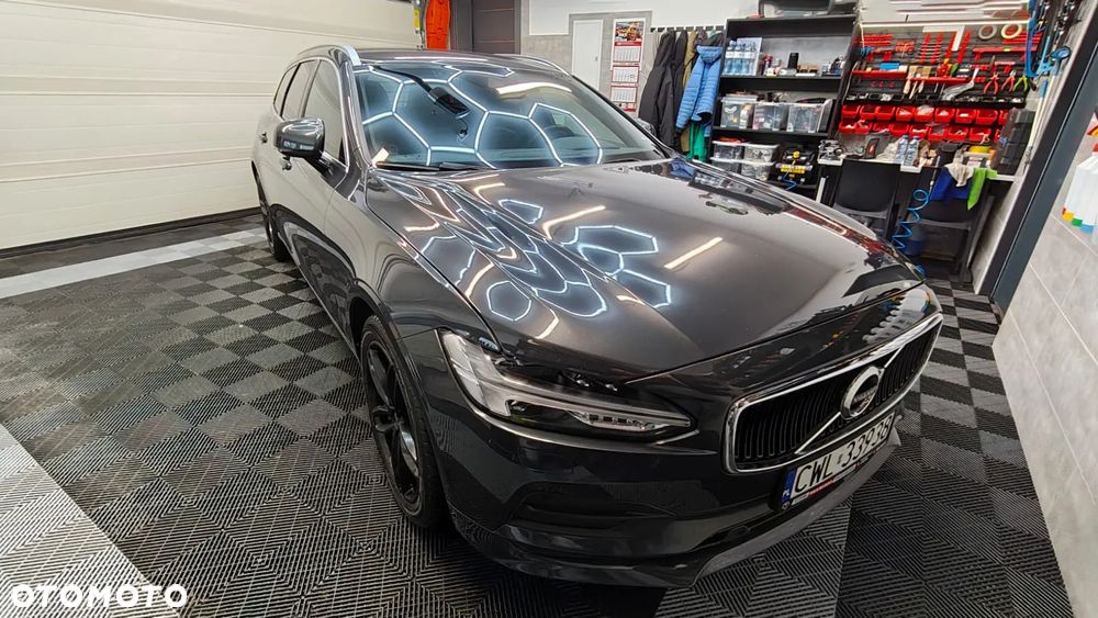 Volvo V90 D4 Geartronic Momentum - 17