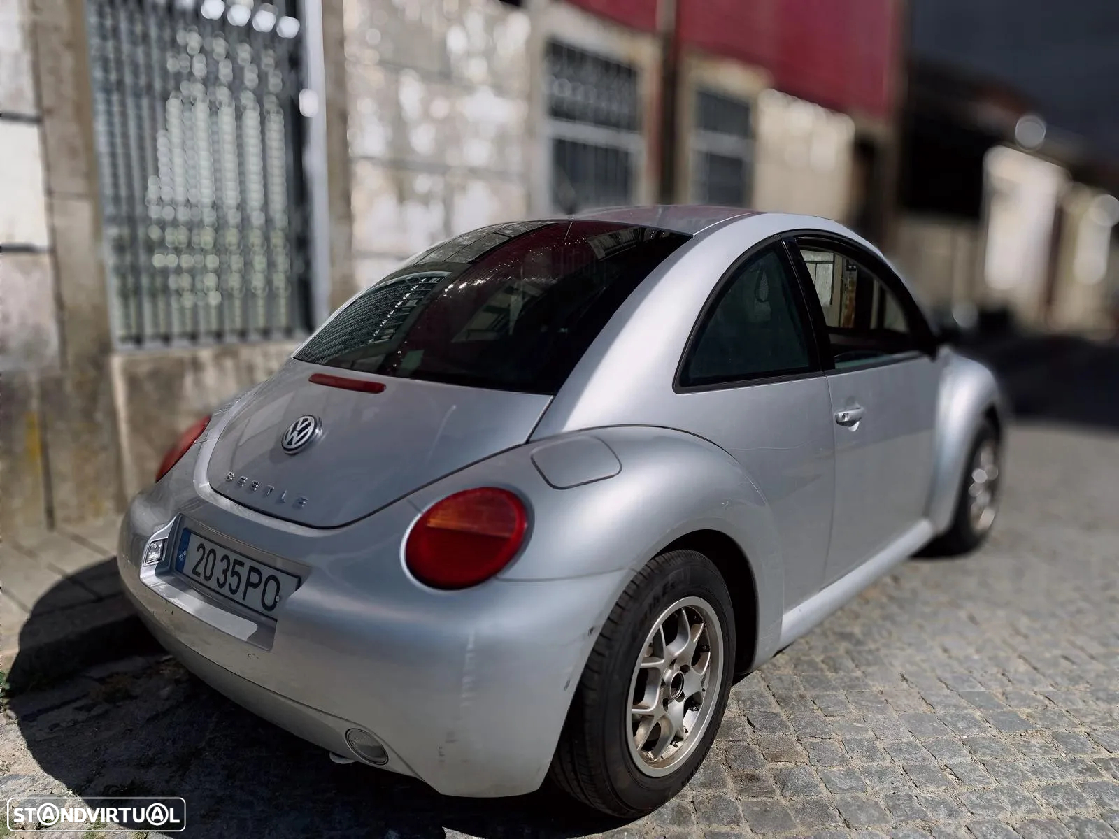 VW New Beetle 1.6 - 11