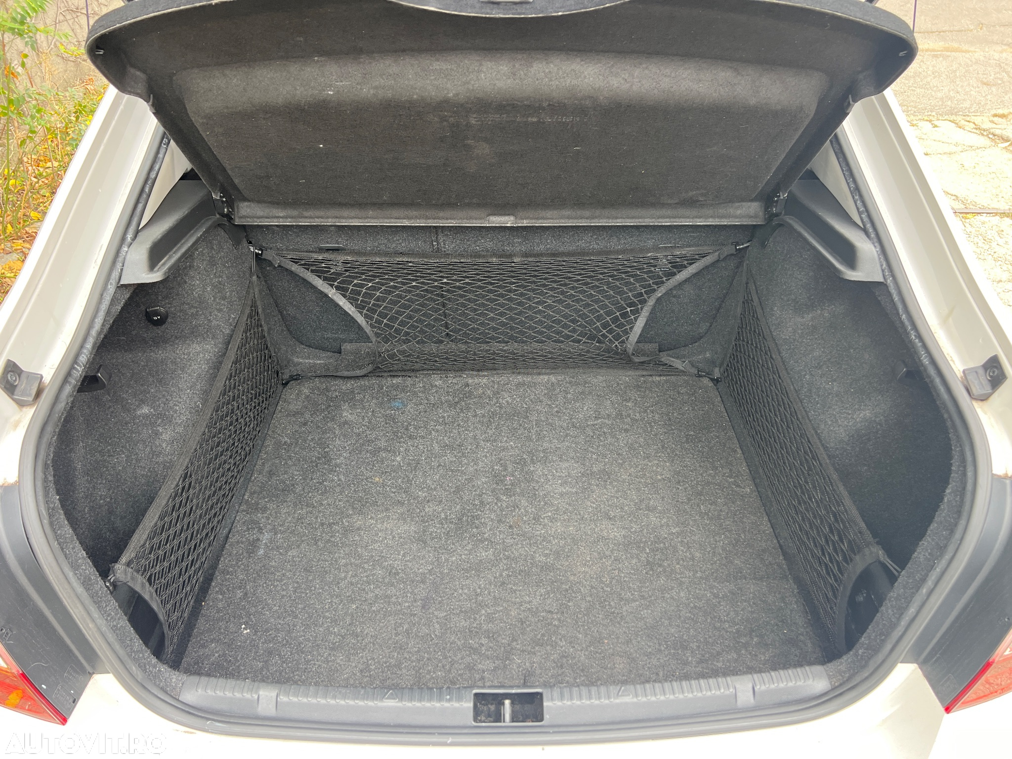 Skoda RAPID 1.6 TDI Style - 7