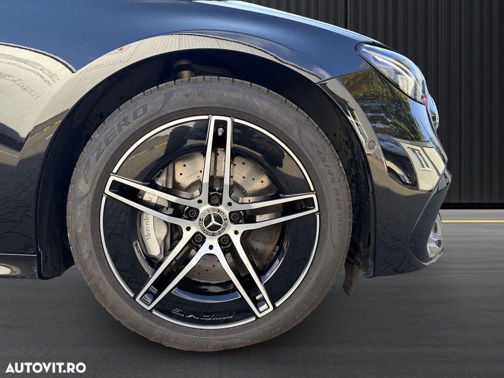 Mercedes-Benz E - 19