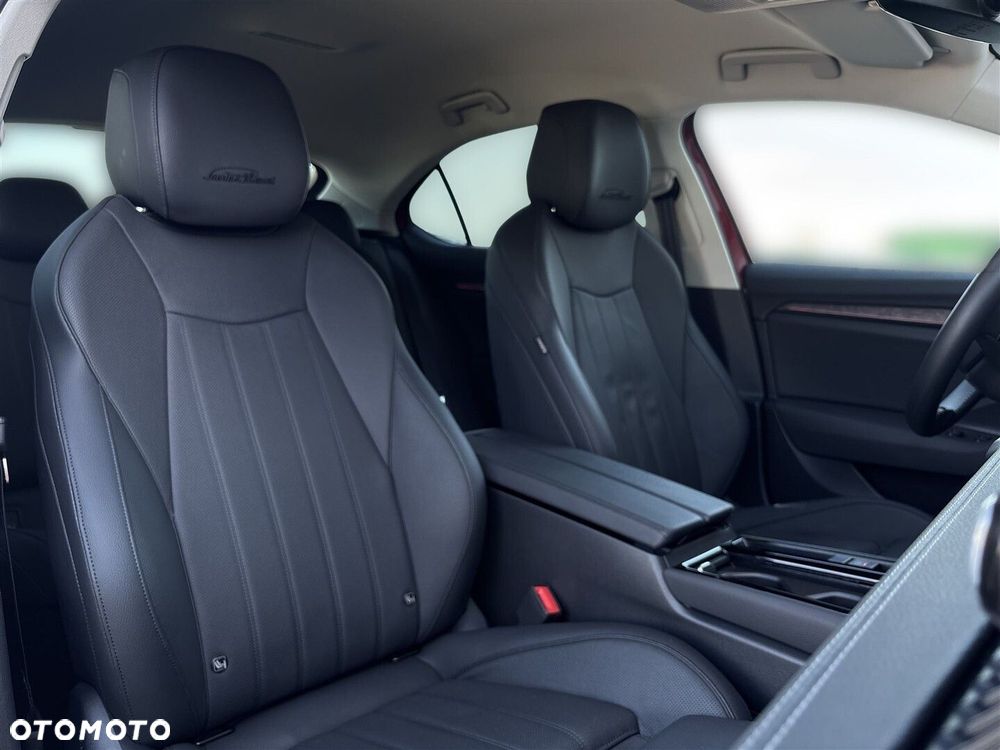 Skoda Superb 2.0 TDI SCR 4x4 L&K DSG - 31