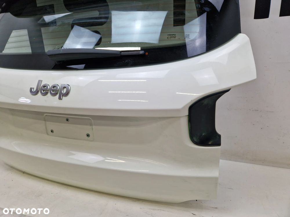 Klapa pokrywa bagażnika Jeep Avenger - 7