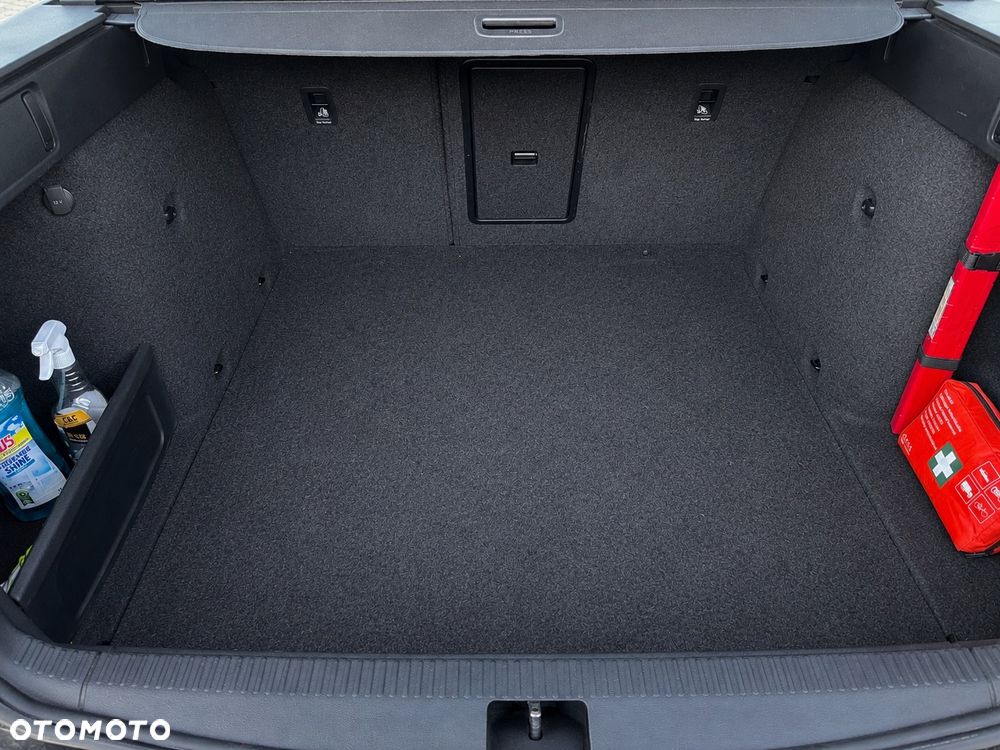 Skoda Octavia 2.0 TDI Ambition DSG - 27