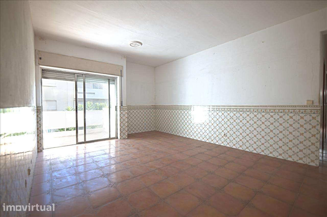 Apartamento em Moita, Moita - Grande imagem: 2/17