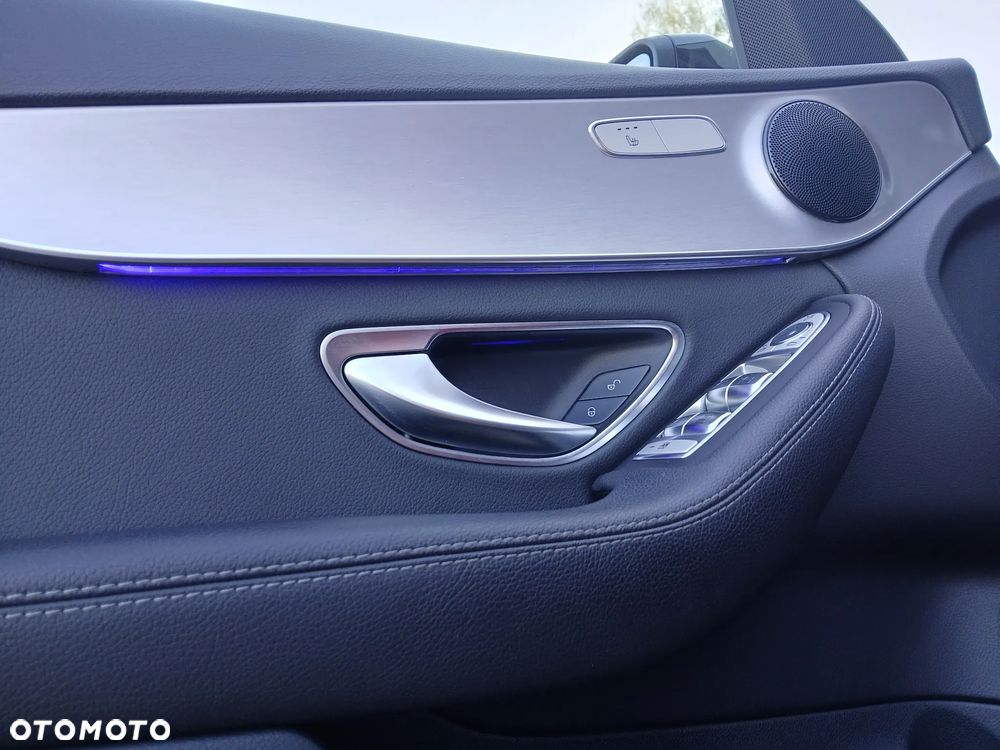 Mercedes-Benz Klasa C 220 d 4MATIC 9G-TRONIC - 13