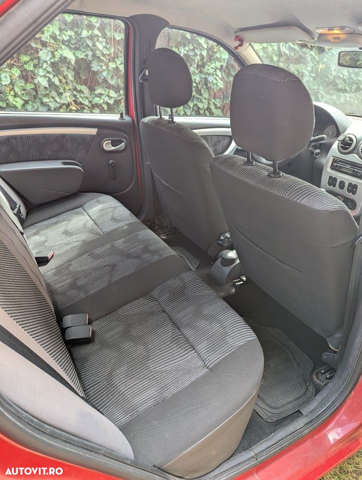Dacia Logan 1.2 16V Laureate - 6