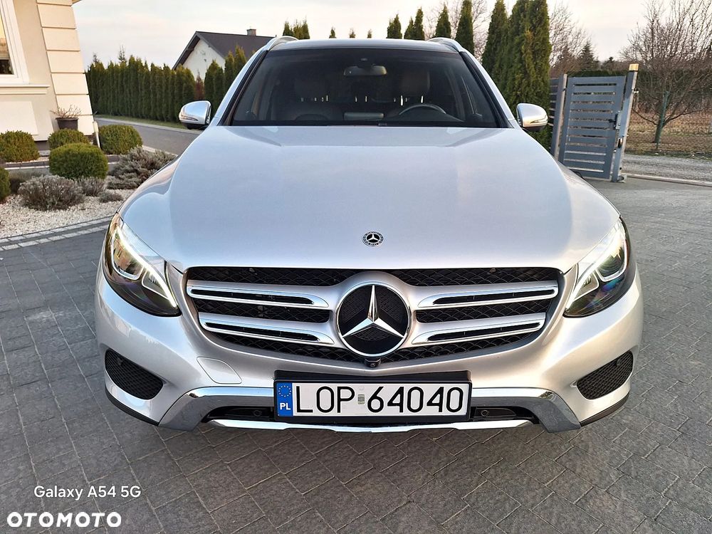 Mercedes-Benz GLC - 21