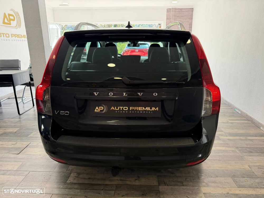 Volvo V50 1.6 D R-Design - 5