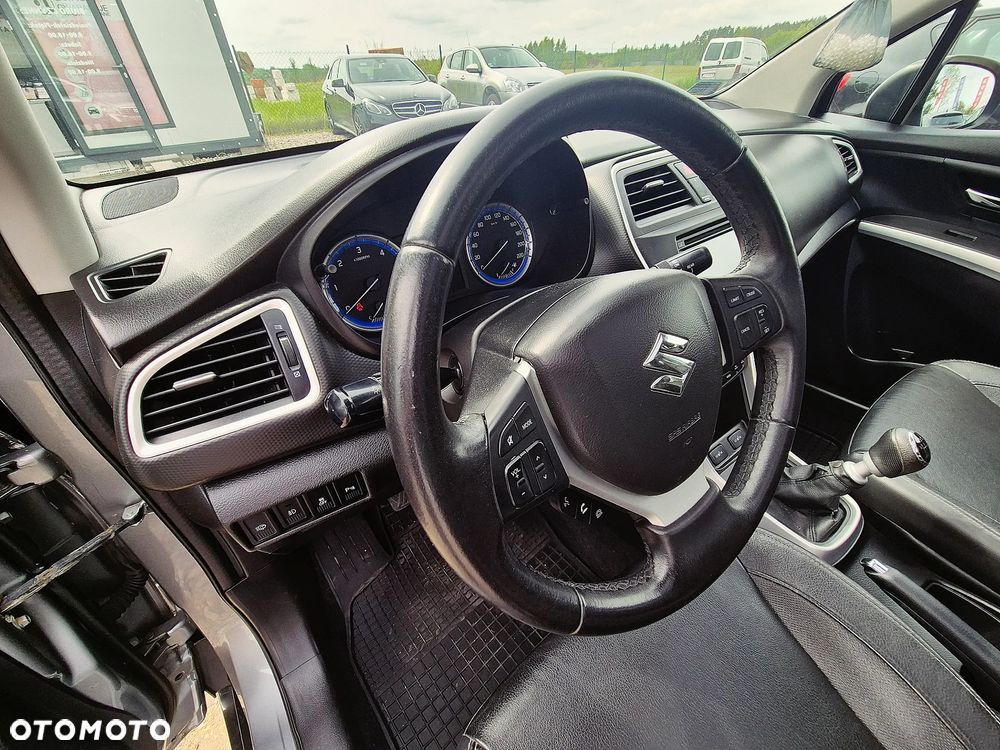 Suzuki SX4 S-Cross 1.6 DDiS 4x2 Comfort - 23