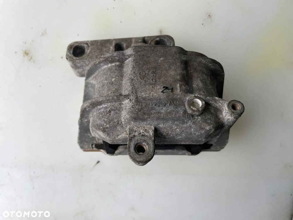 PODUSZKA SILNIKA 1K0199262AM AUDI A3 8P GOLF V SEAT LEON II - 1