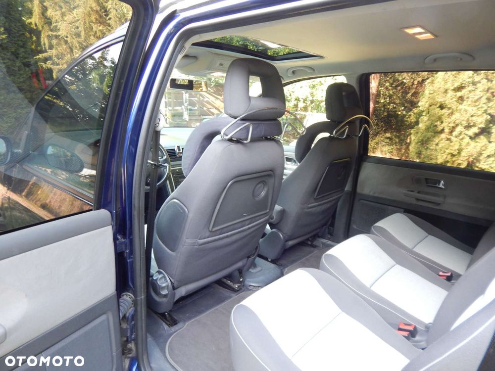 Volkswagen Sharan 1.9 TDI Freestyle - 16