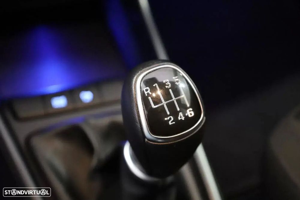 Hyundai Bayon 1.0 T-GDI Premium - 36