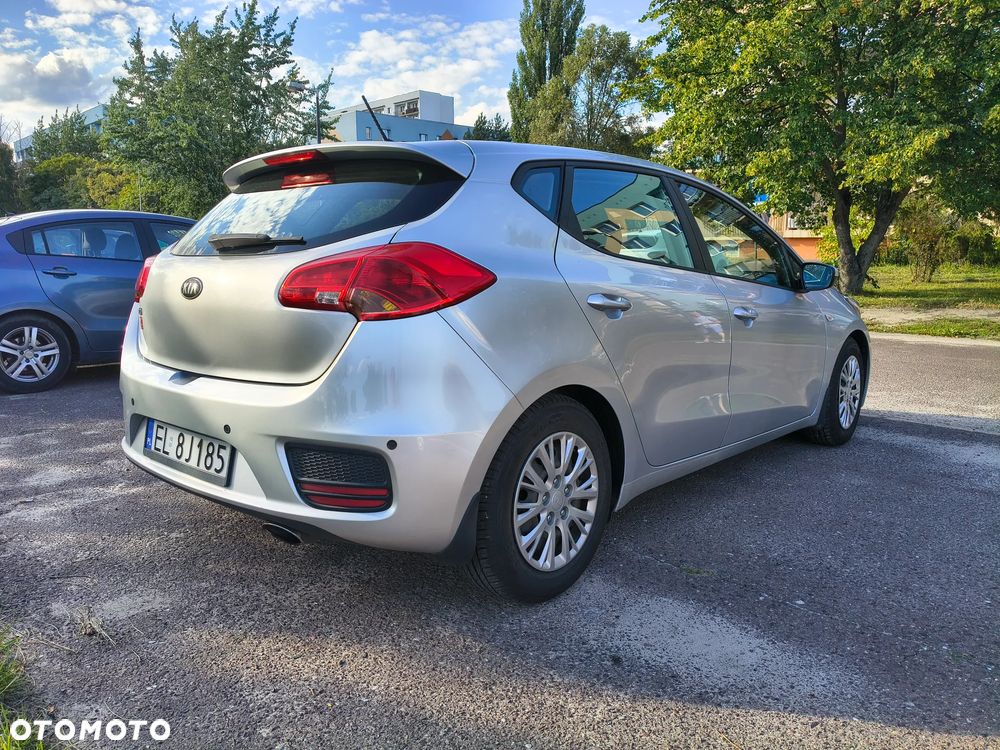 Kia Ceed - 5