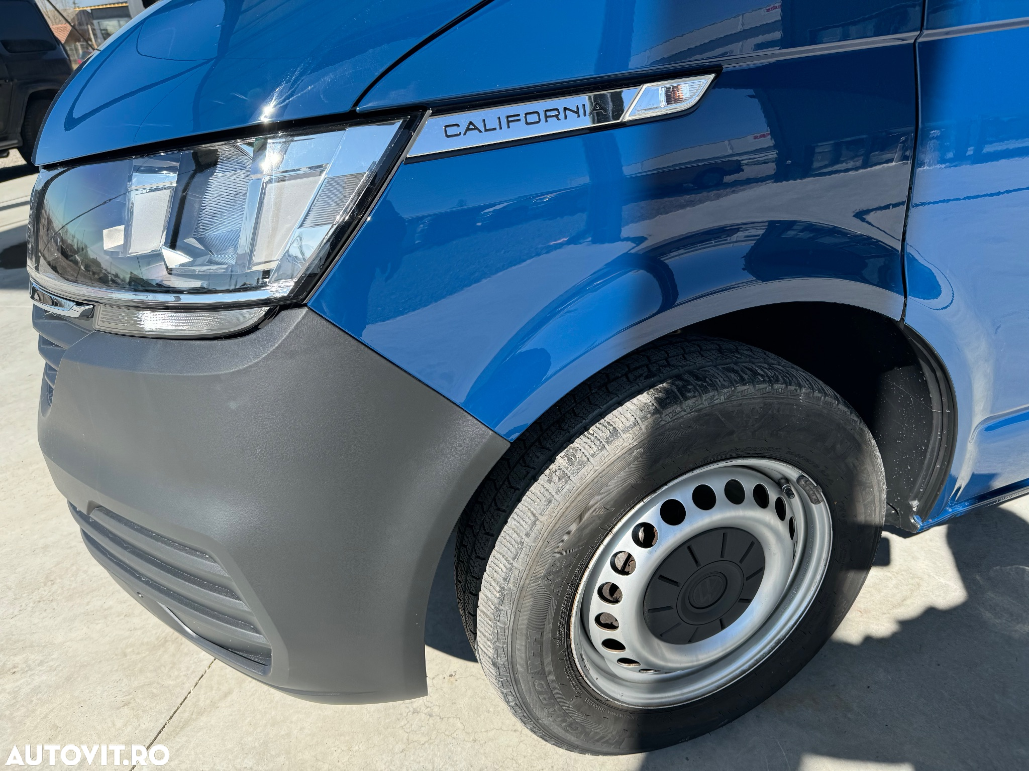 Volkswagen California - 32