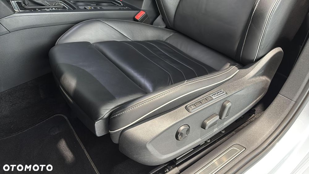 Volkswagen Arteon 2.0 TSI R-Line DSG - 12